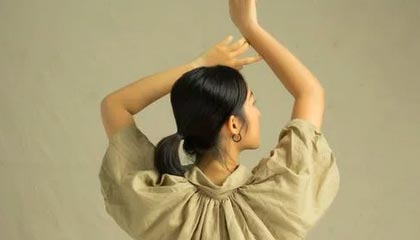 【华彩流芳·中外青少年文化云桥】小京狮带你瞧瞧宫里的娘娘都戴什么珠宝?含“金”量十足!