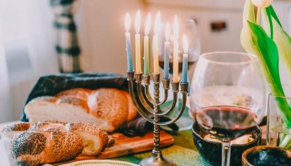 被中产女性抛弃,百年巨头撤离,这个千亿市场变天了