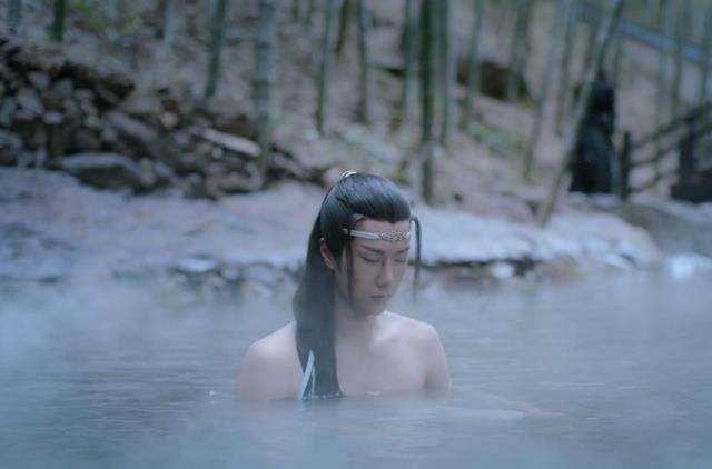 《陈情令》堪称点睛之笔的细节，蓝湛胸口的烙印，离别时的对话