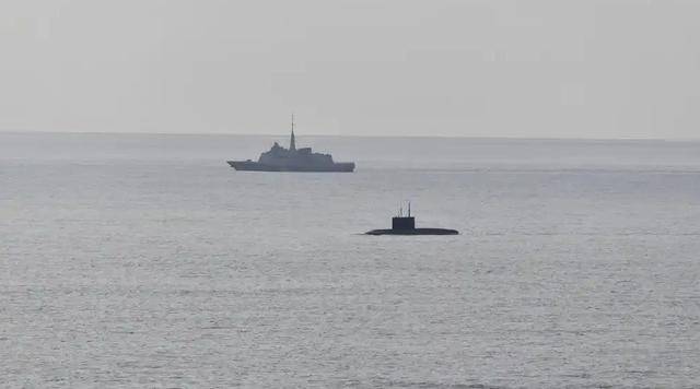 俄潜艇在法国海域因故障紧急上浮？俄黑海舰队发声驳斥
