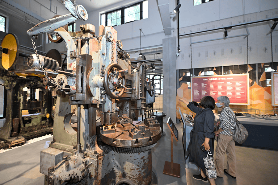 工厂为何成为“网红打卡地”?