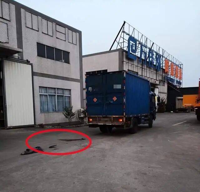 阳江95岁老翁车祸住院3月去世,鉴定称自身因素系死亡主因;司机被判一年两个月不断申诉,广东高院:量刑明显不当将再审