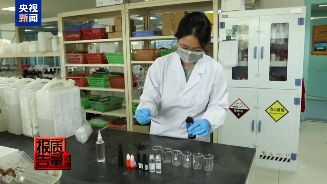 快扔掉!甲醛含量高出上限一倍多,戴防毒面具也不行!