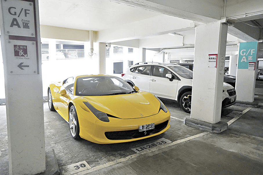 常洛闻:香港宏福苑大火,烧出两个利益江湖