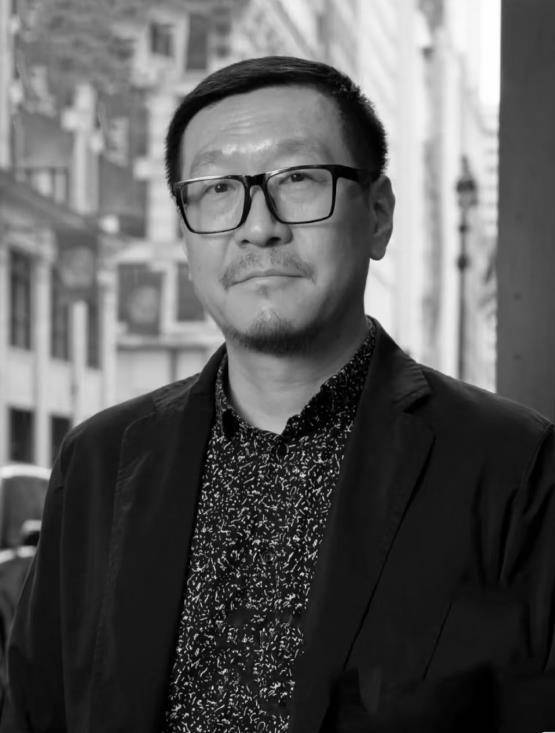 45岁著名建筑教育家王飞在伦敦意外去世,学生悲痛怀念:在建筑最赚钱时,他选择了做老师