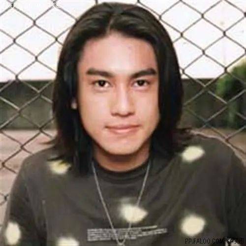 朱孝天举报阿信所属公司“相信音乐”：勾结黄牛炒票逃税、海外洗钱、假唱……